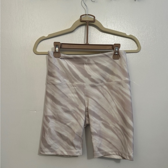 Harmony Balance Women’s Size XS Two Piece Workout Set Cropped Tank Bike Shorts - Picture 5 of 6